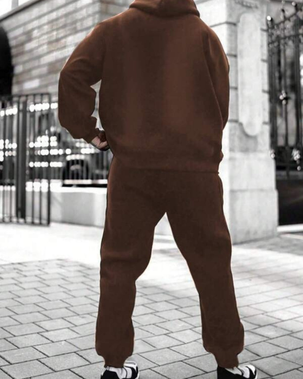 Conjunto Moletom Com Capuz e Calça Com Cordão