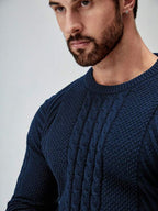 Suéter Tricot Trançado Texturizado Gola Redonda Com Ribana