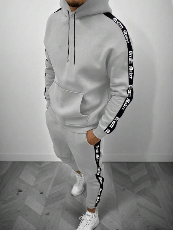 Conjunto Moletom Com Capuz Lettering e Calça Com Punho