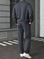 Conjunto Moletom Com Zíper e Ribana e Calça Com Cordão
