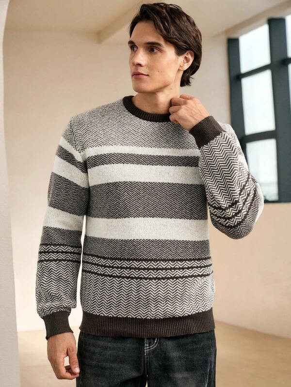 Suéter Tricot Jacquard Listrado Gola Redonda Com Ribana Casual