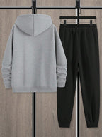 Conjunto Moletom Com Capuz Patch e Calça Com Cordão Punho