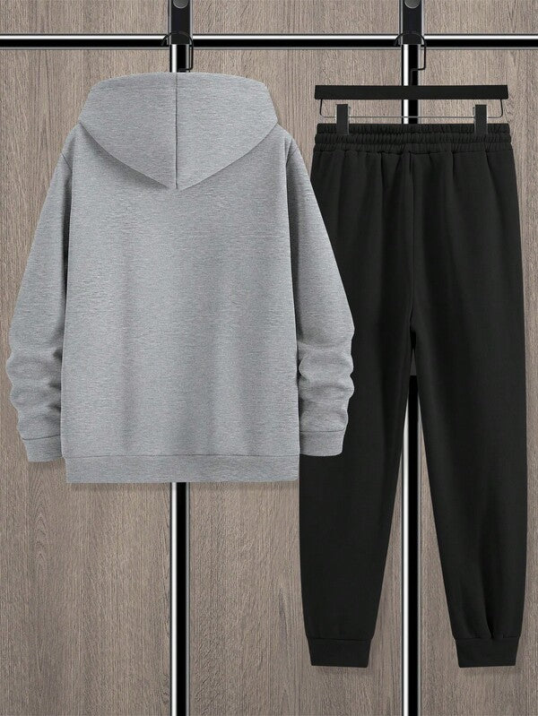Conjunto Moletom Com Capuz Patch e Calça Com Cordão Punho