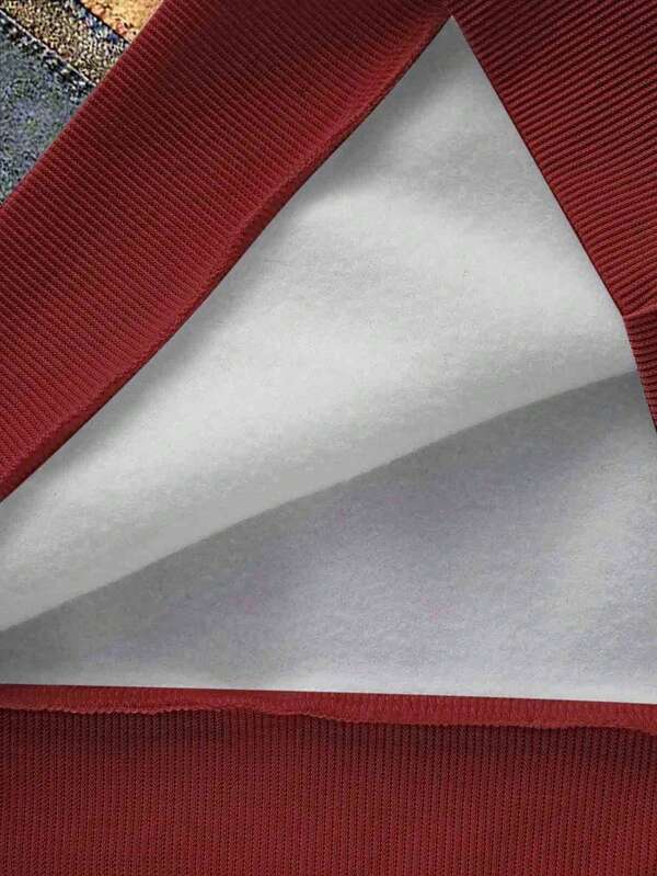 Moletom Com Capuz Estampa Patchwork Com Lettering Frontal