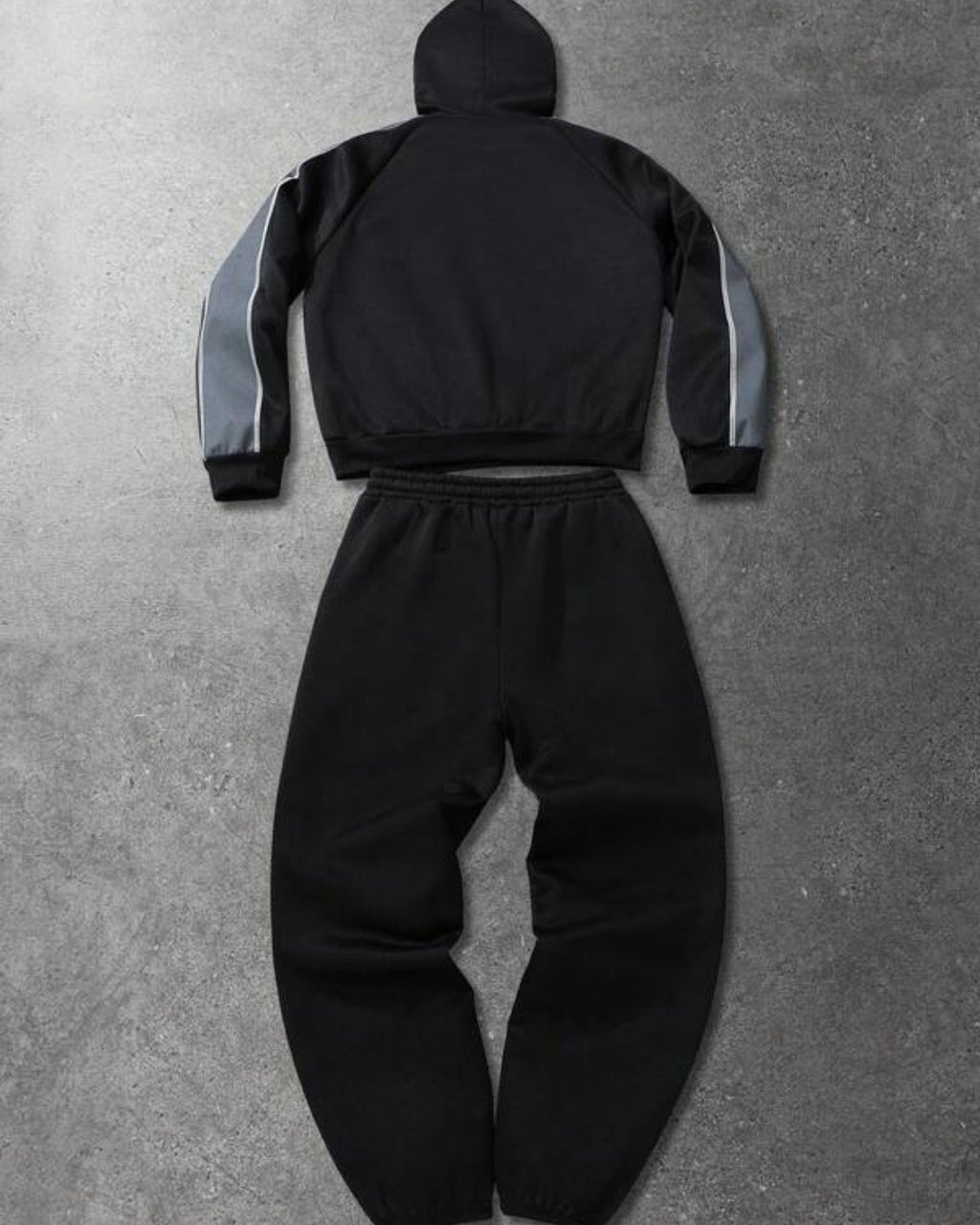 Conjunto Moletom Com Capuz e Calça Com Cordão Com Punho