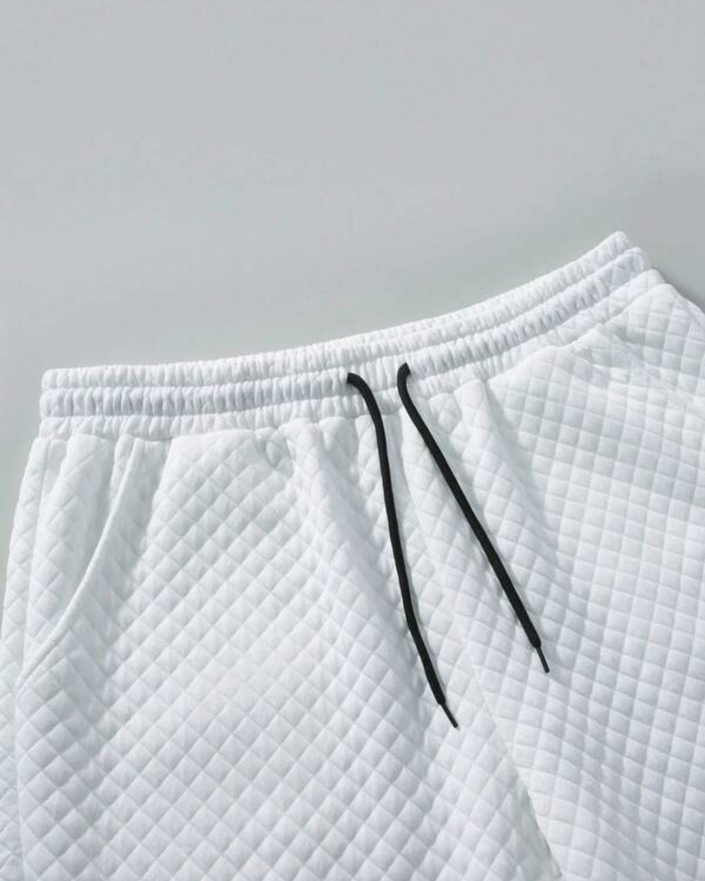 Conjunto Moletom Texturizado e Calça Com Cordão